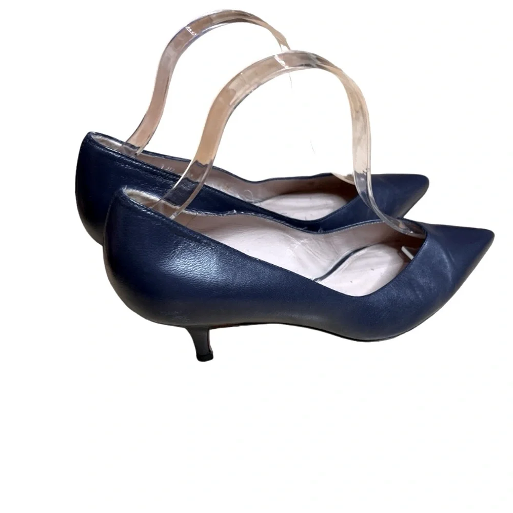 Stuart Weitzman, dark blue heels size 8 1/2